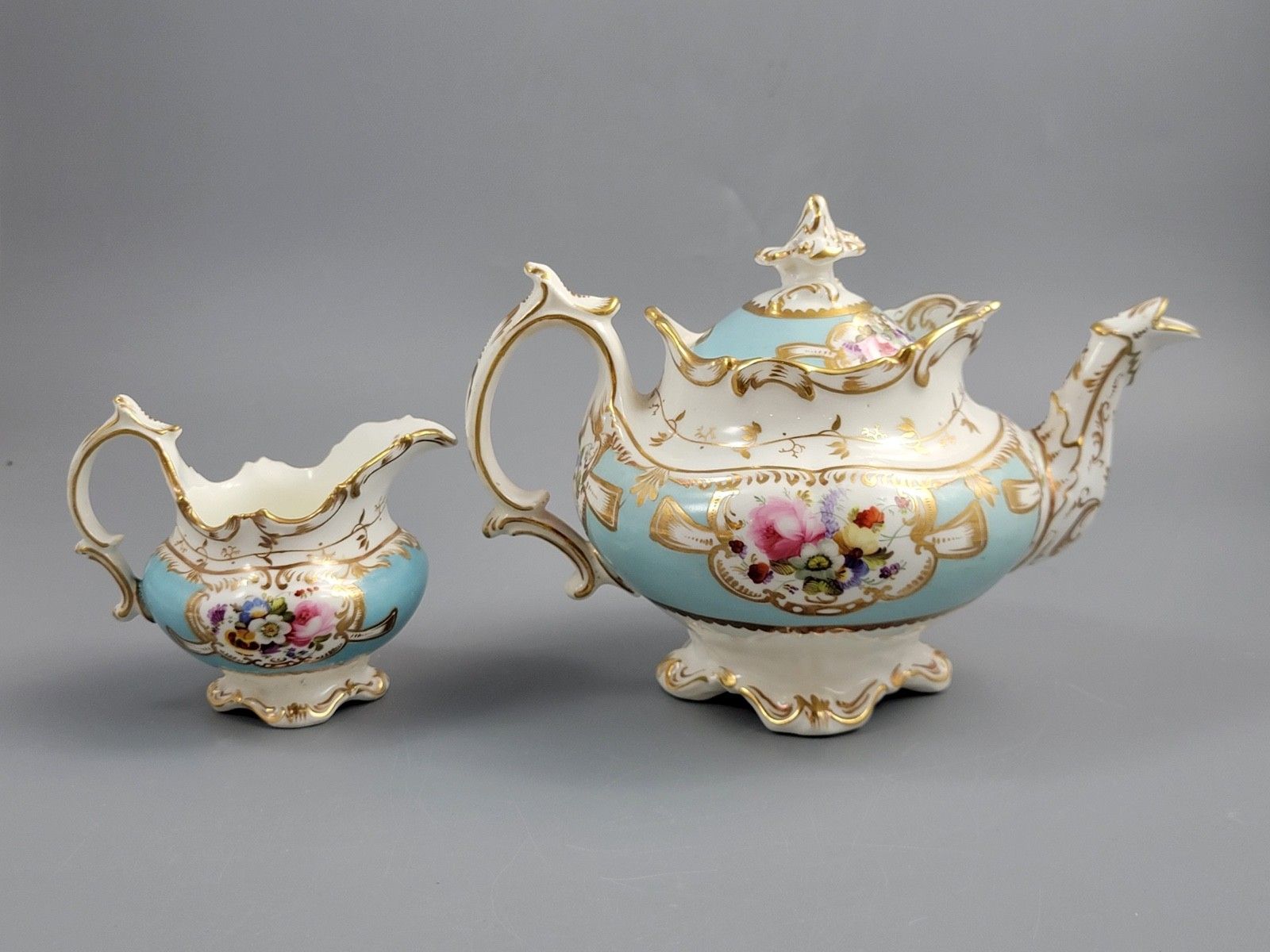 Old Paris Porcelain Tea Service, Petit Style, Louis Philippe I Period, C. 1840 photo vinterior