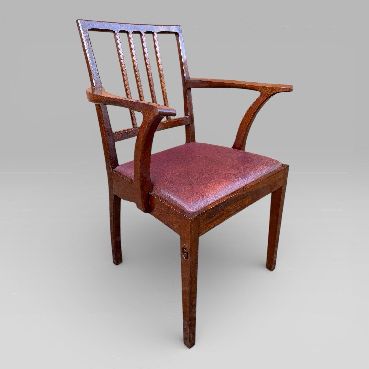 Vintage Set Of 5 Mahogany Carver Dining Chairs Alan Grainger “Acornman” 1960s photo furniture
