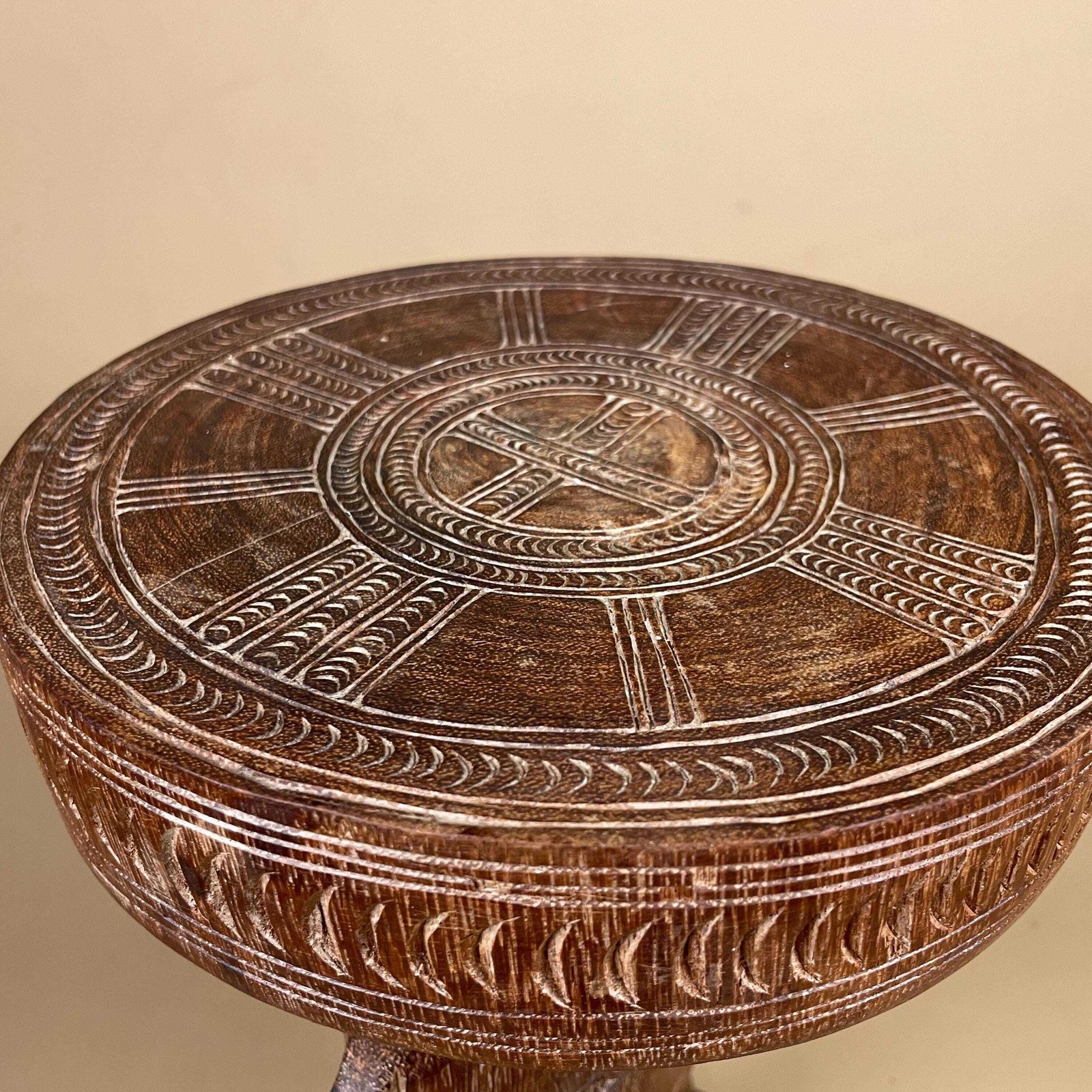 195.0 Antique African Luba Caryatid Stool Handmade Round Wood Table Plant Stand Fish Wooden Africa Furniture Circle Brown Seat Tribe Handcrafted photo