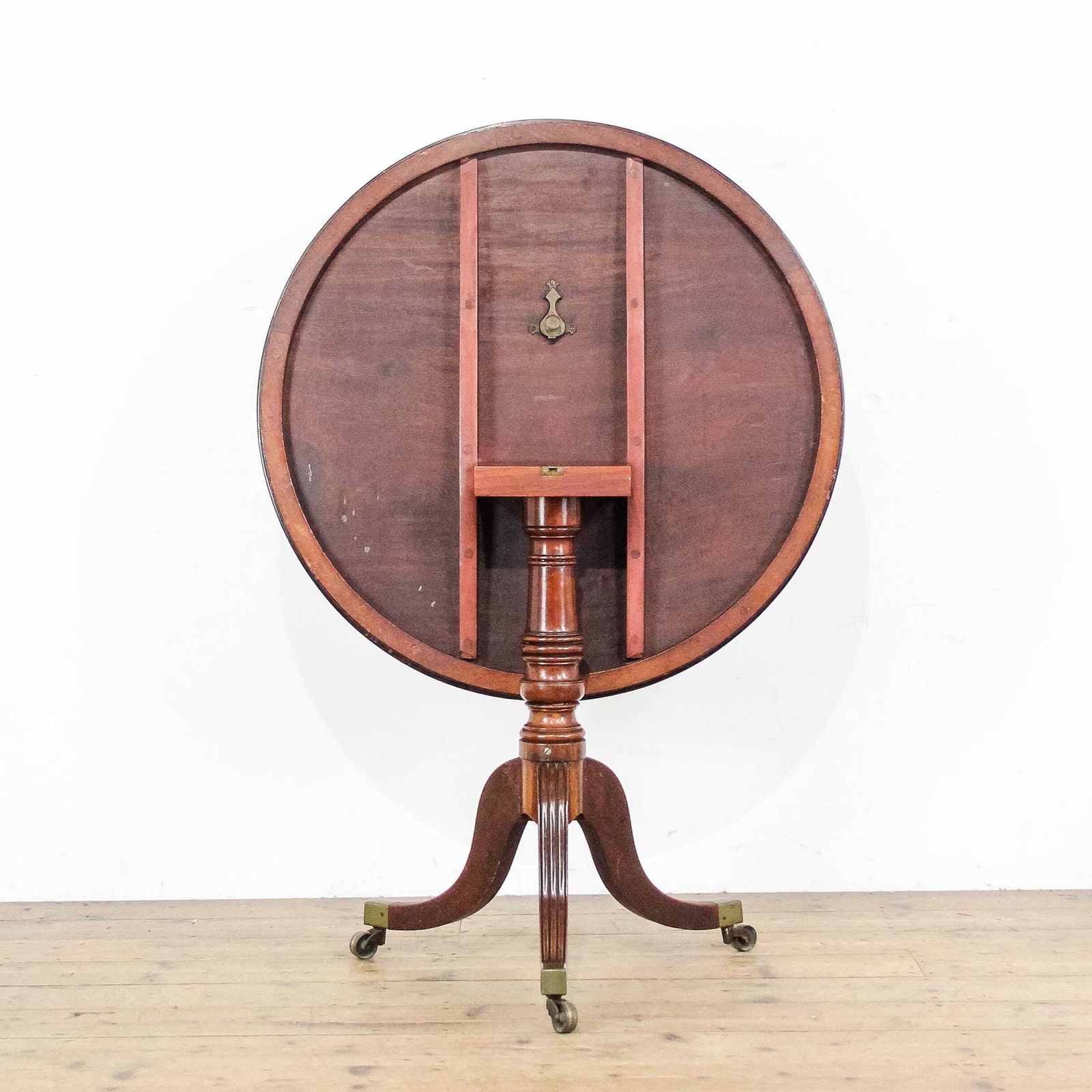Antique 19th Century Mahogany Tilt Top Pillar Table | Mahogany Table | Tripod Table | Antique Table | Georgian Antiques (M 6559) photo for sale