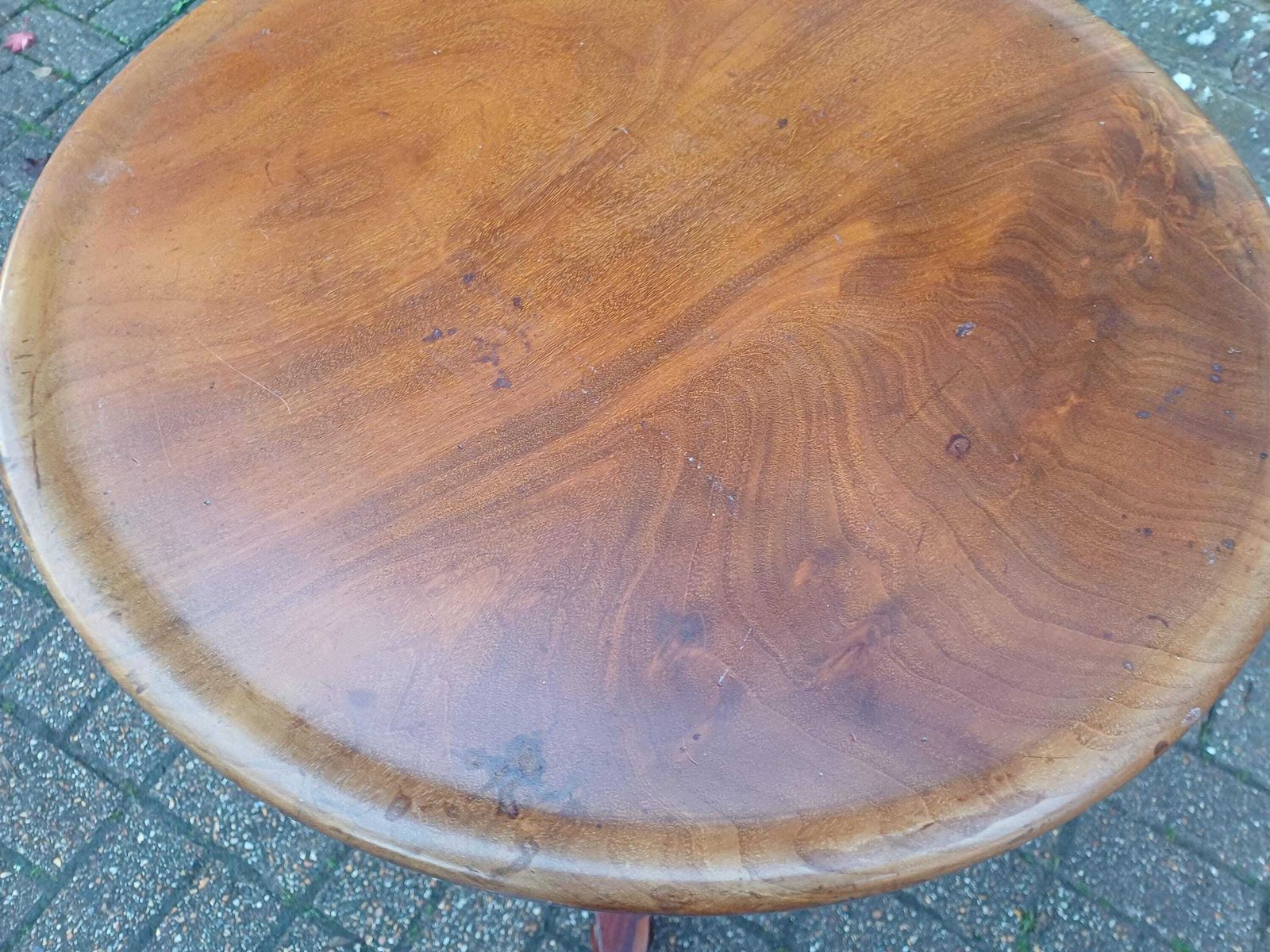 Furniture Large Victorian Mahogany Circular Occasional Table Antique Wine Table Beautiful Grain Stunning Turned Column Bun Feet photo