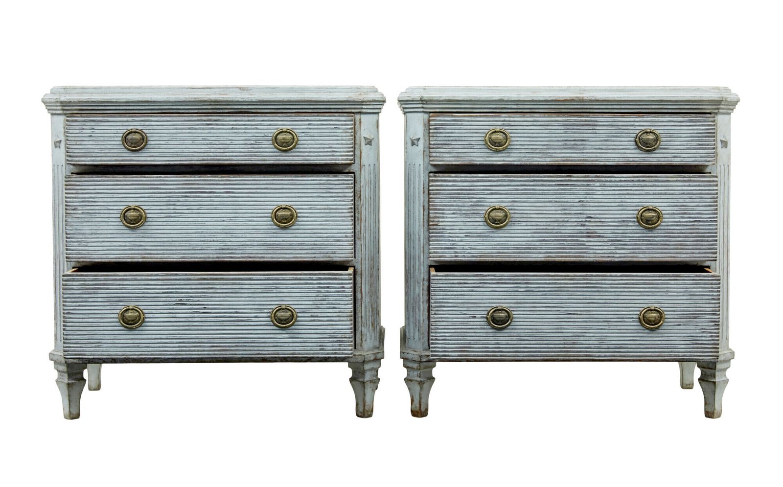 photo furniture 19th Century Pair Of Hand Painted Swedish Chest Of Drawers