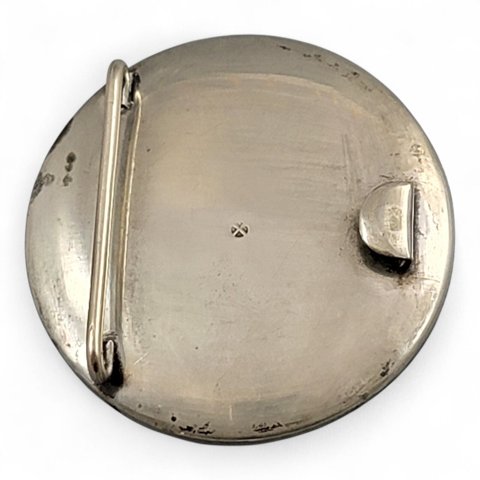photo furniture Atique Japanese Kyō Satsuma Silver Art Buckle, Kyoto C.1890–1915, Fine Quality