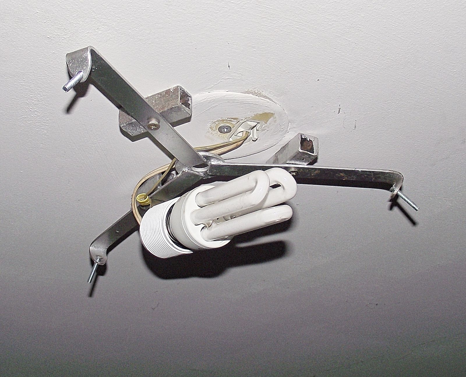Muller Freres Signed Art Deco Ceiling Light / Plafonnier Rare Sought After Butterfly Model France 1930s photo buy