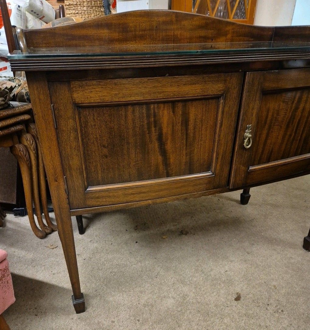 Edwardian Mahogany Sideboard With Double Door Cupboard By Waring & Glllow photo furniture