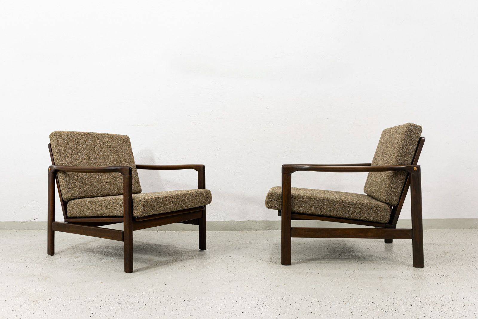 photo furniture Mid Century Armchairs By Zenon Bączyk, 1960's, Set Of 2