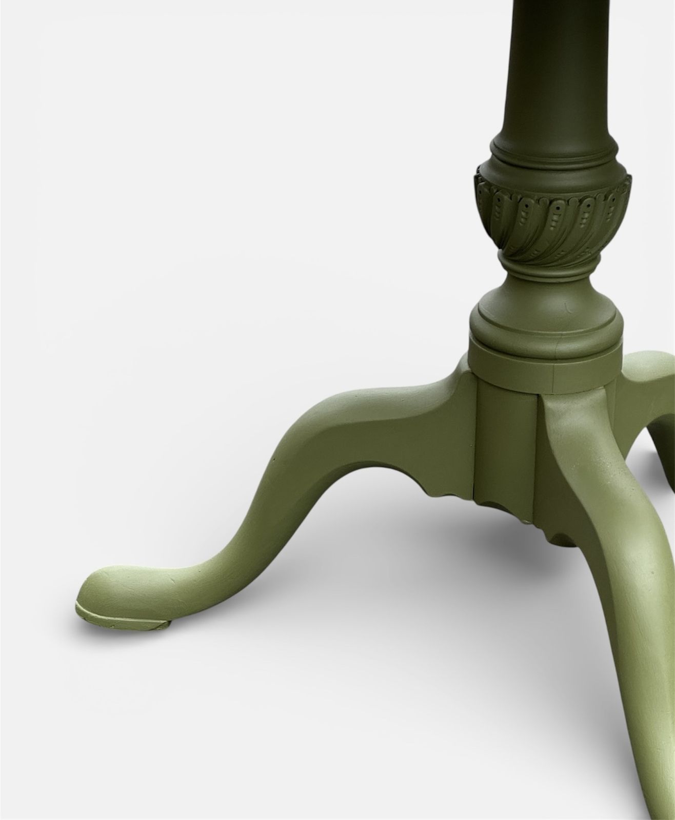 A Green Hand Painted Georgian Mahogany Tilt Top Tripod Table photo furniture