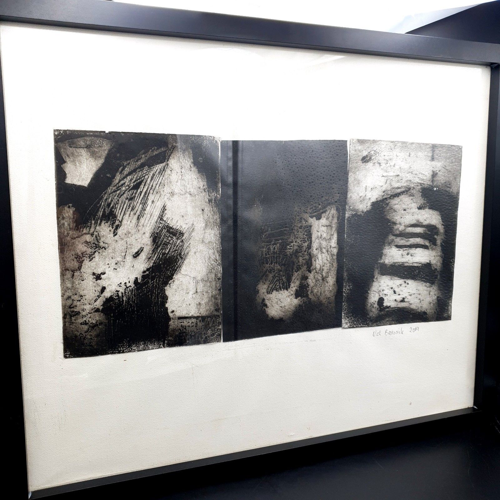 Val Bestwick Etchings Mounted On Canvas 2019 'Trio' Black & White Rare L54xh44cm