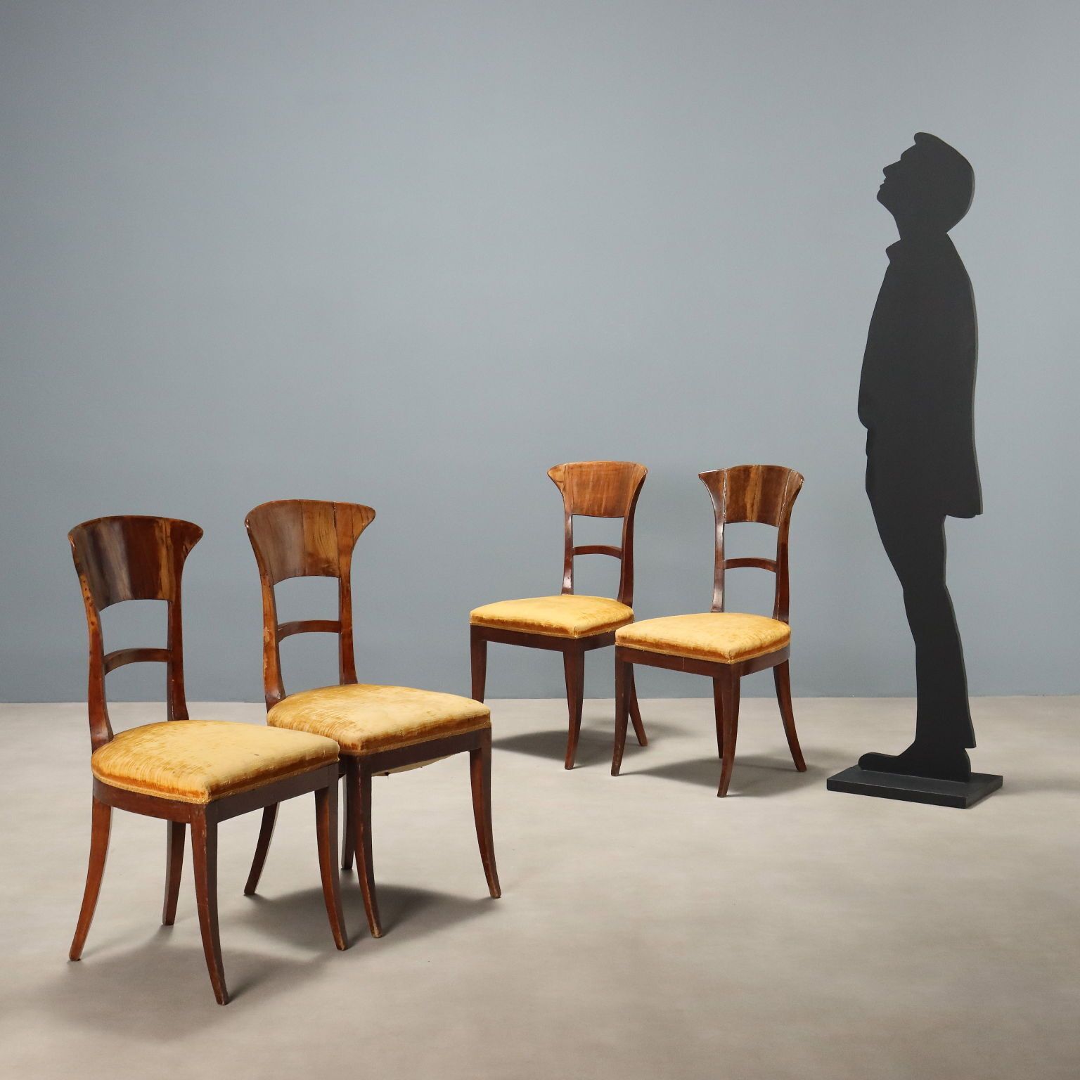 Gruppo 4 Sedie Restaurazione photo furniture