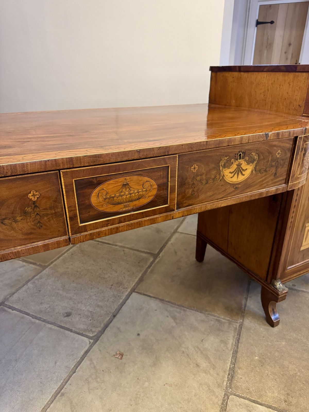 Outstanding Quality Large George III Mahogany & Satinwood Inlaid Sideboard photo buy