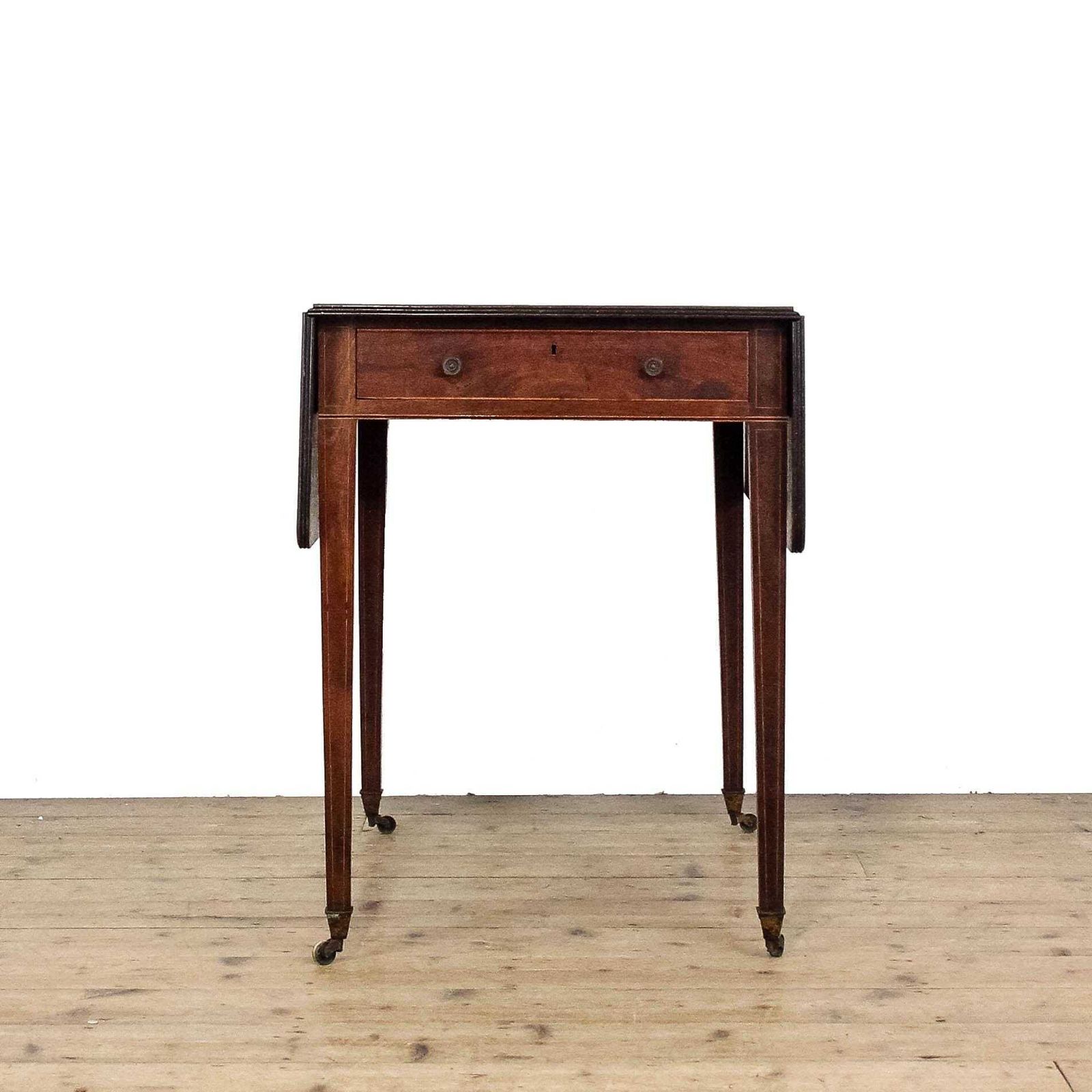 Antique Mahogany George III Pembroke Dining Table | Drop Leaf Table | Victorian Table | Antique Furniture | Table | Antique photo furniture