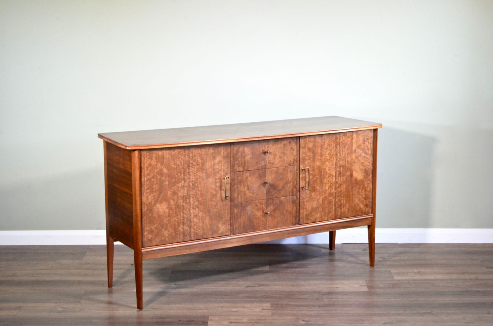 Vintage Vanson For Heal's Danish Style Walnut Sideboard. Delivery. Modern / Midcentury. photo vintage