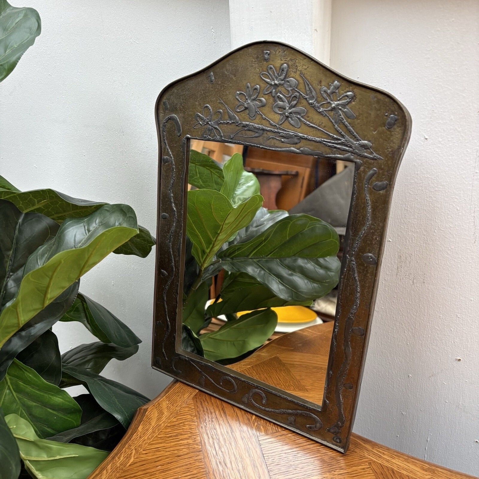photo furniture French Art Nouveau Hammered Brass Applied Floral Décoration Hall Wall Mirror