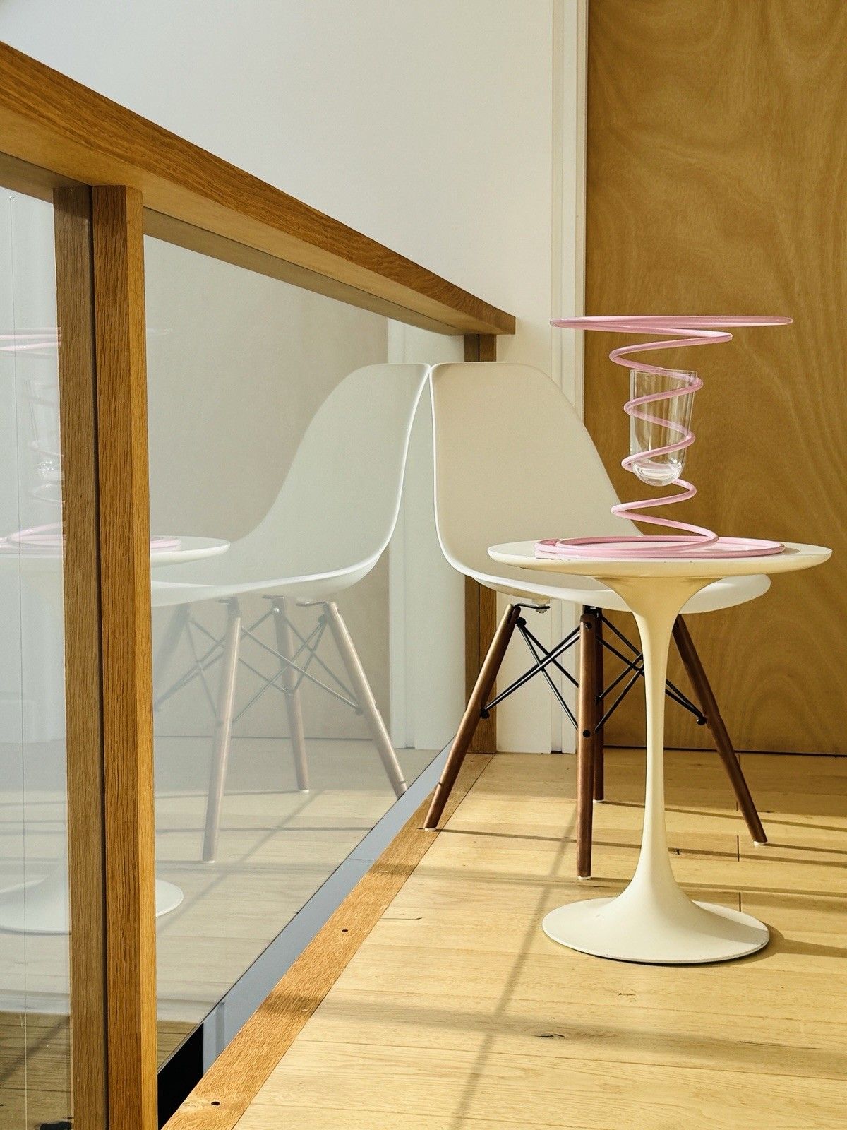Gustaf Westman X Ikea Vinterfint Pink Spiral Vase, Sold Out, Hard To Find photo Home Decor