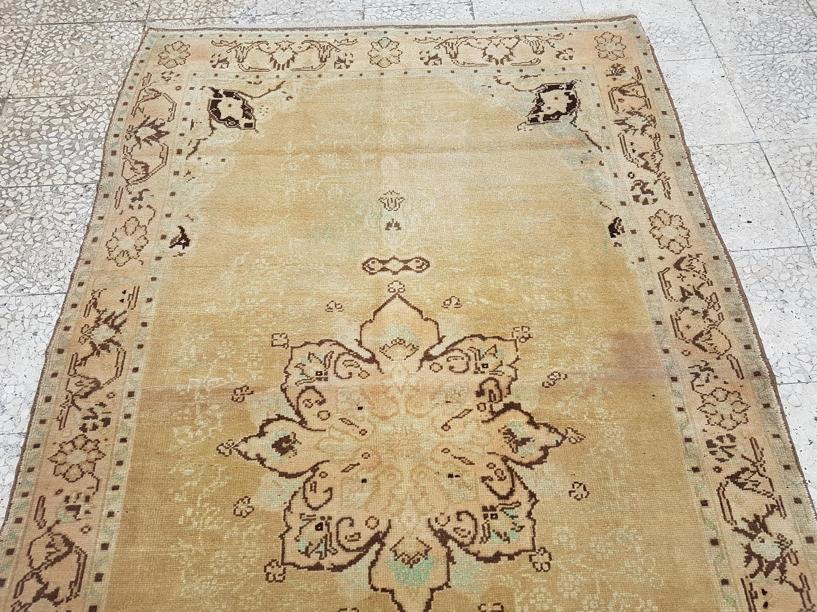 Faded Turkish Karapinar Rug 52'' X 86'' photo vinterior