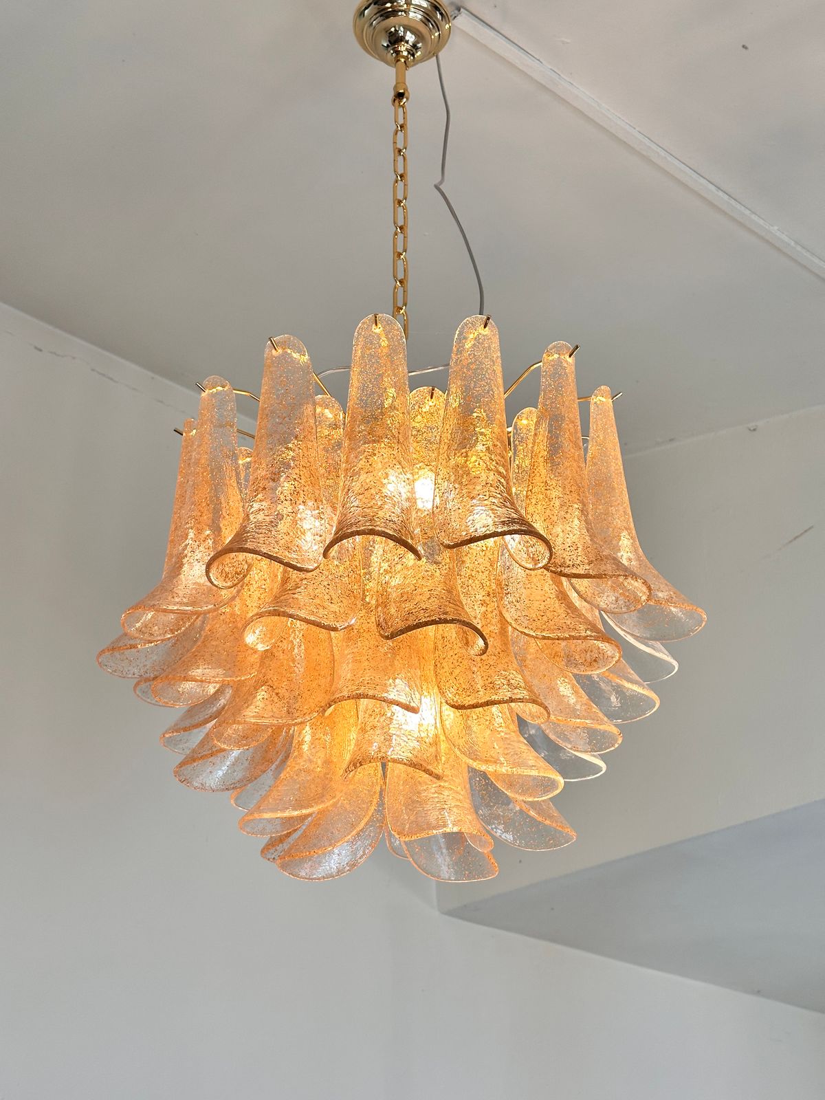 Contemporary Clear And Gold “Petali Selle” Murano Glass Chandelier In Mazzega Style photo for sale
