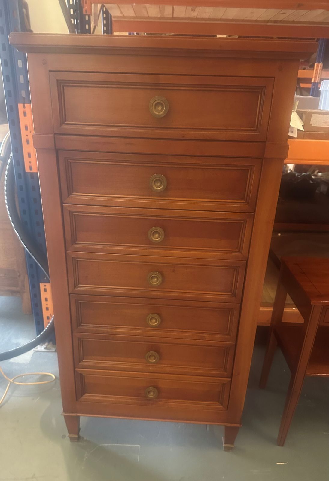 Cherry Wood Bedroom Furniture Set X4 Pieces photo 600.0