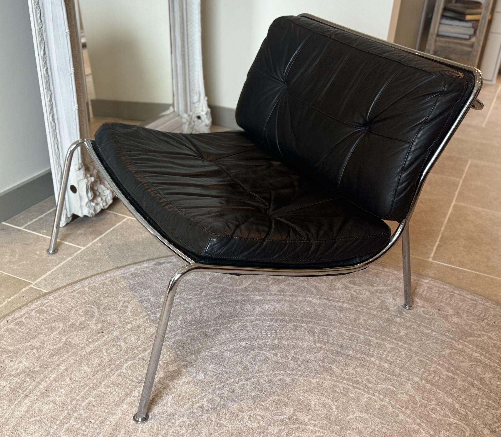 Living Divani Black Leather Frog Chair photo furniture