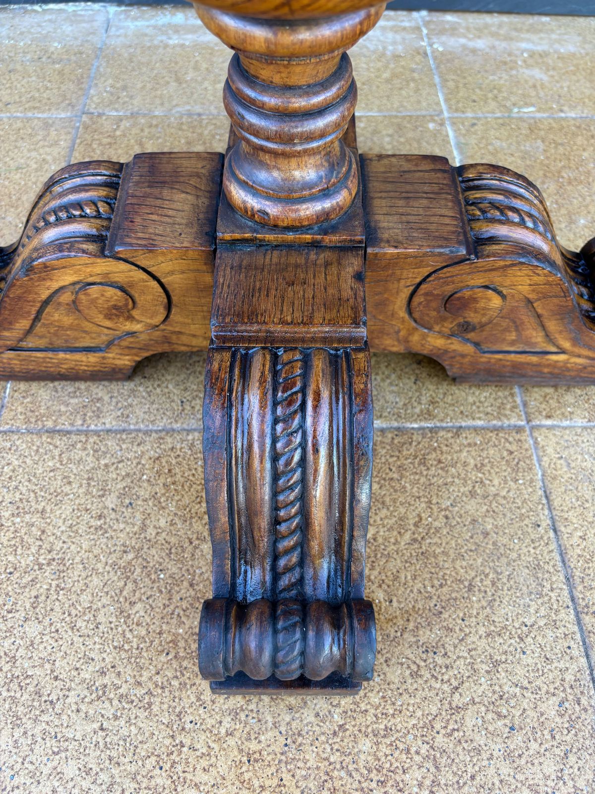 Renaissance Revival Carved Octagonal Pedestal Table, Early 20th Century photo furniture