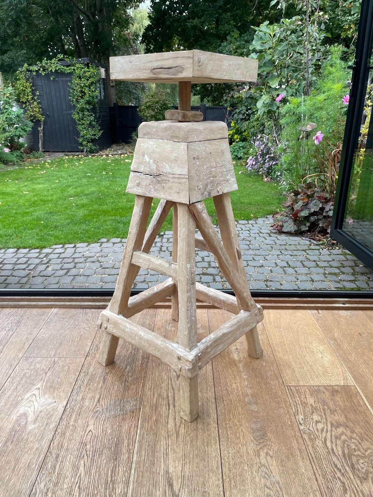 Sculpture Stand Sculptor’s Trestle Plant Stand