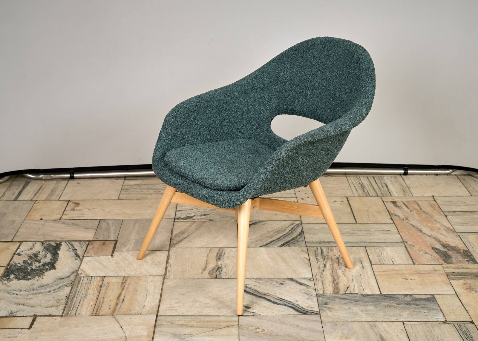 photo furniture Shell Lounge Chair By Miroslav Navratil, 1960s, Czechoslovakia