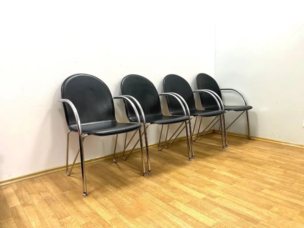 Set Van 4 Retro Stoelen Met Armleuningen, Jaren 1980, Tsjecho Slowakije