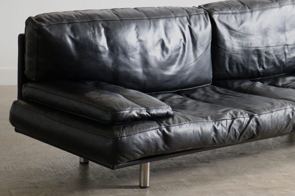 Milano 210 Three Seater Sofa By De Pas, D’urbino And Lomazzi For Zanotta, Italy 1980s photo vintage