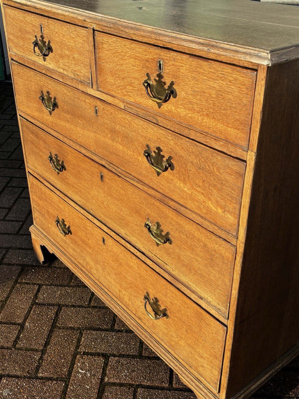 Georgian Light Oak Chest Of Drawers. photo buy