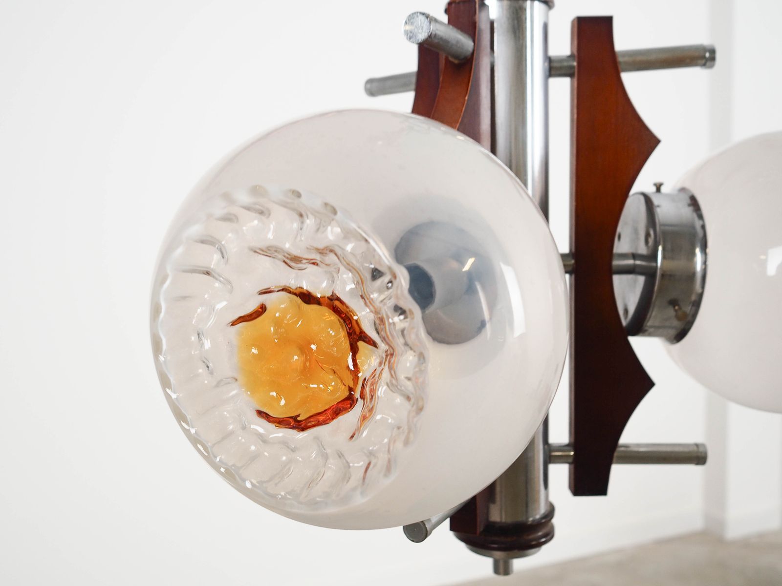 photo furniture Pendant Lamp, Murano Glass, Italian Design, 1970s, Production: Italy
