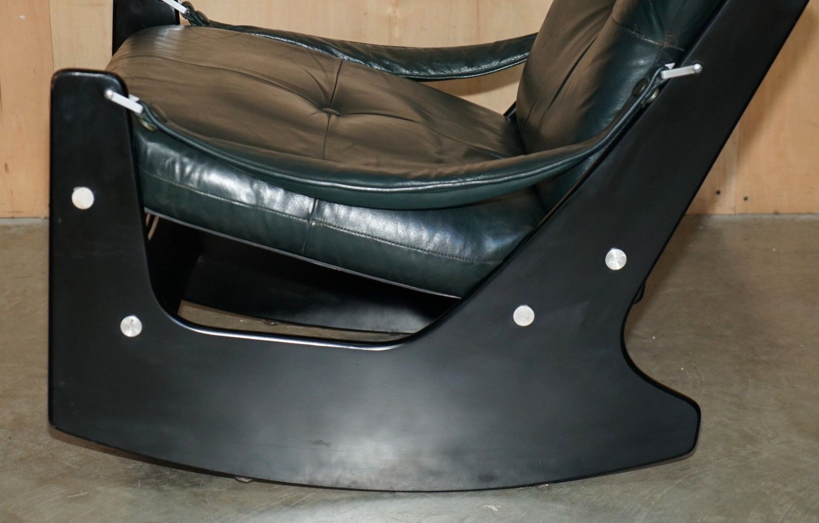 photo buy Fine Mid Century Modern Green Leather 1970's Pirelli Chesterfield Rocking Chair