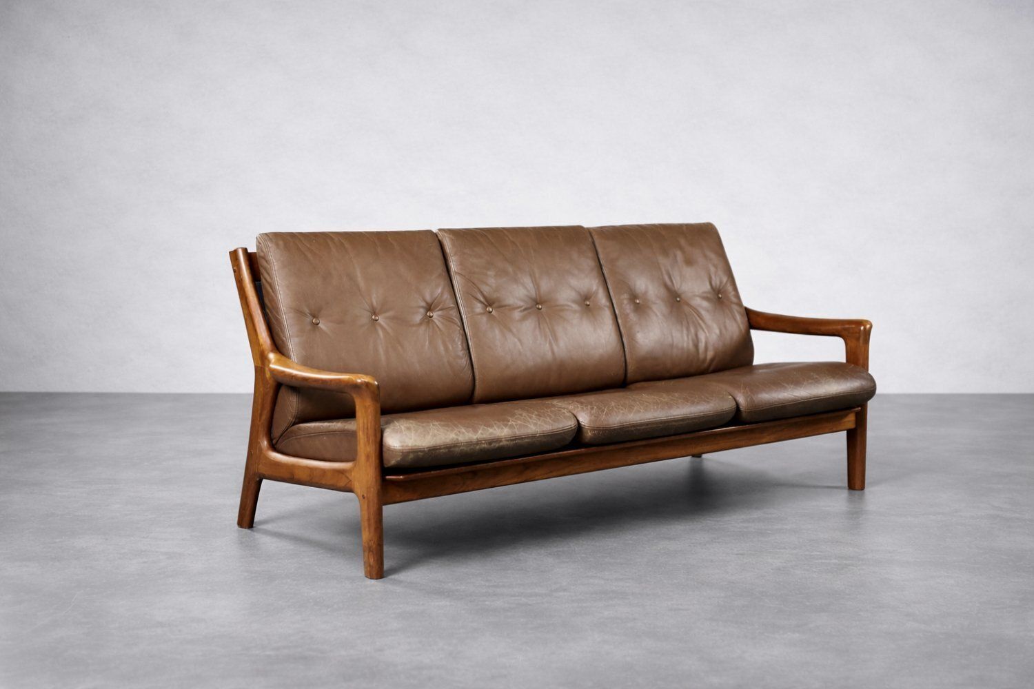 Mid Century Modern Danish Three Seater Sofa In Brown Leather By Georg Thams For A/S Vejen Polstermöbelfabrik, 1960s photo buy