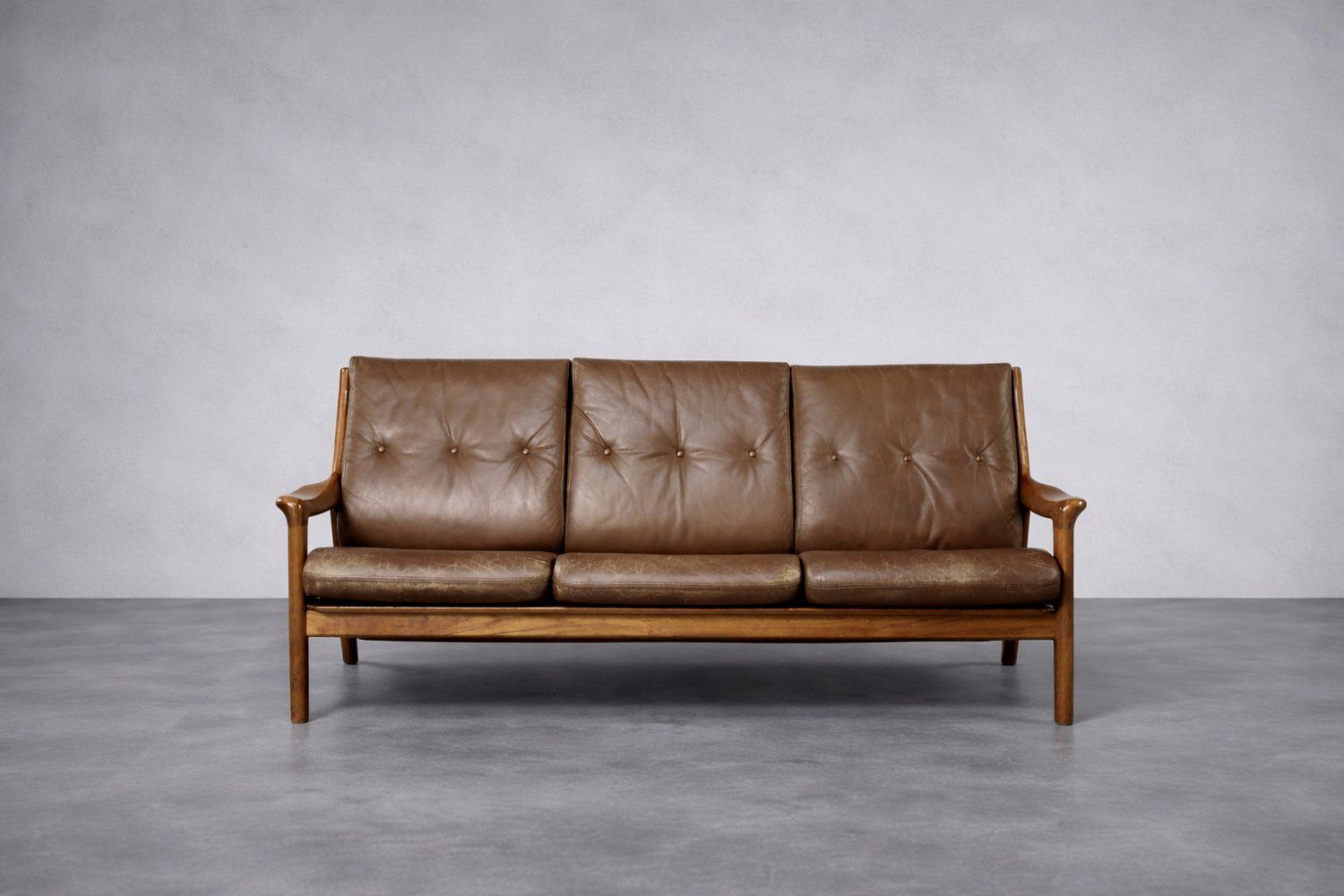 photo buy Mid Century Modern Danish Three Seater Sofa In Brown Leather By Georg Thams For A/S Vejen Polstermöbelfabrik, 1960s