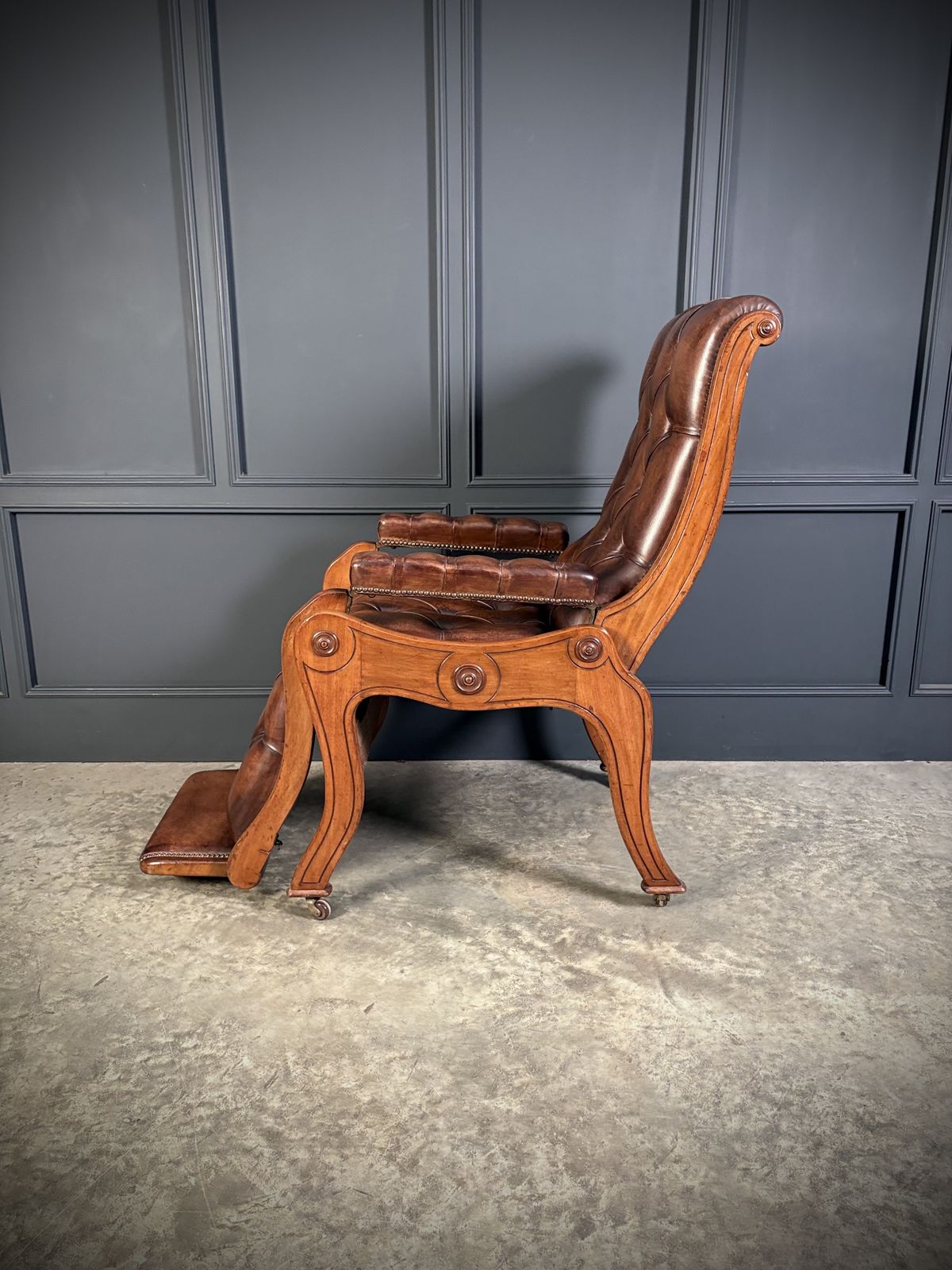 Superb Regency Mahogany & Leather Reclining Armchair photo 4750.0