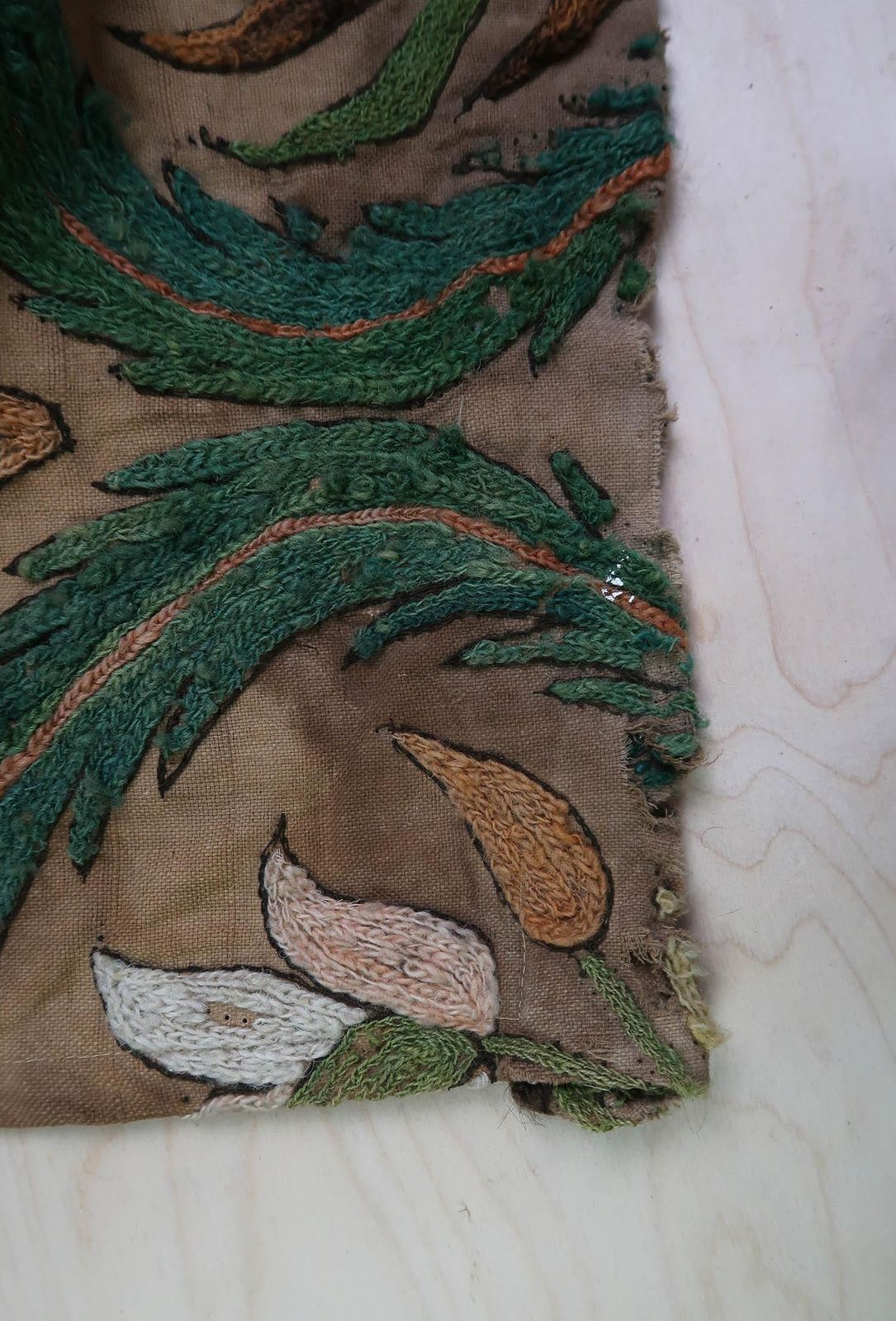 photo vintage Pair Of Antique Arts And Crafts Style Crewel Work Curtains. English C.1900
