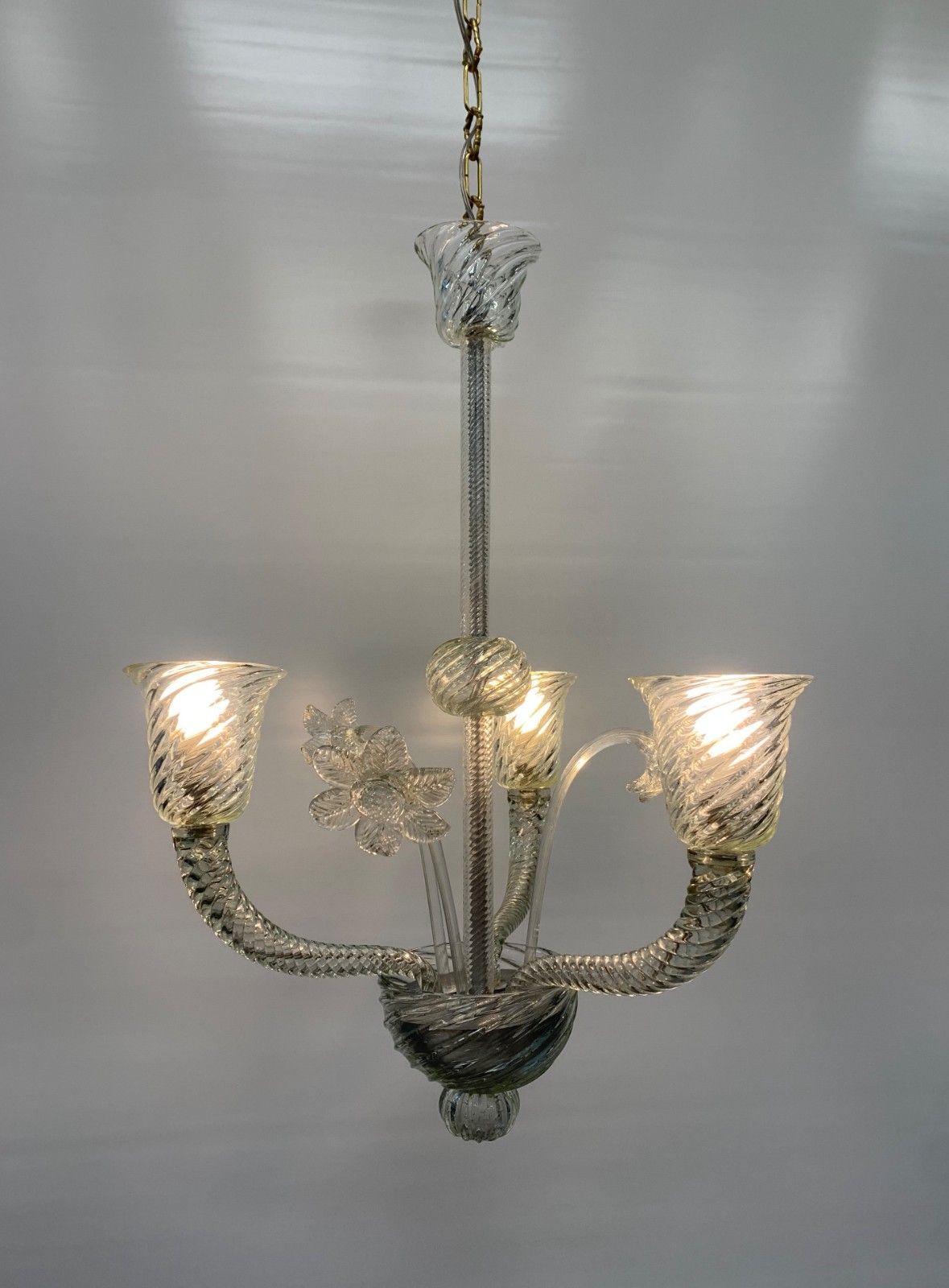 Lampadario In Vetro Di Murano Attribuito A Seguso V.A. 1950