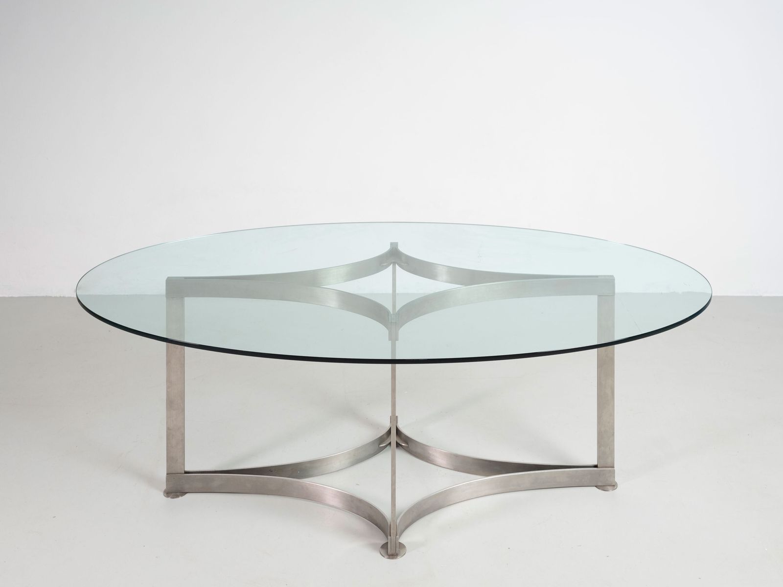 Vittorio Introini Oval Shaped Dining Table In Steel Ang Glass By Saporiti 1970s