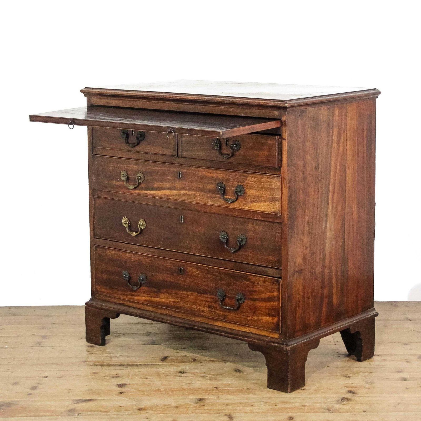 photo furniture Antique Georgian Mahogany Chest Of Drawers | Antique Storage | Bedroom Drawers | Antique Chest Of Drawer (M 6557)