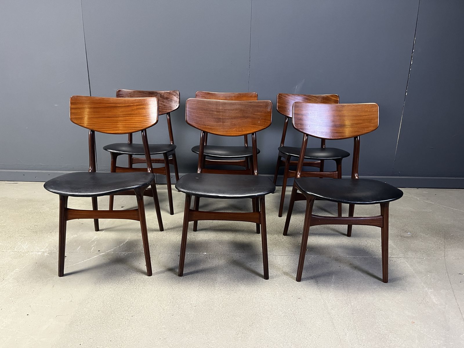 Mid Century Dining Set By Louis Van Teeffelen For Wébé, 1960s photo vinterior