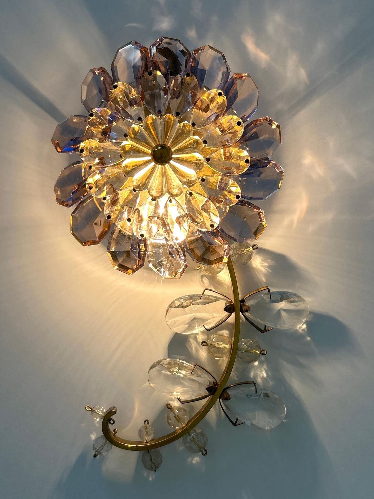 Amazing Palwa Iridescent Crystal Glass & Brass Flower Sconce Or Wall Lamp 1960s photo Lighting