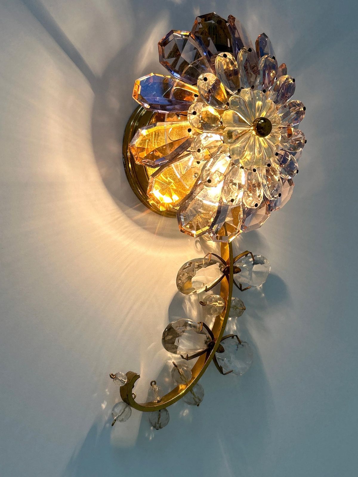 Amazing Palwa Iridescent Crystal Glass & Brass Flower Sconce Or Wall Lamp 1960s photo buy