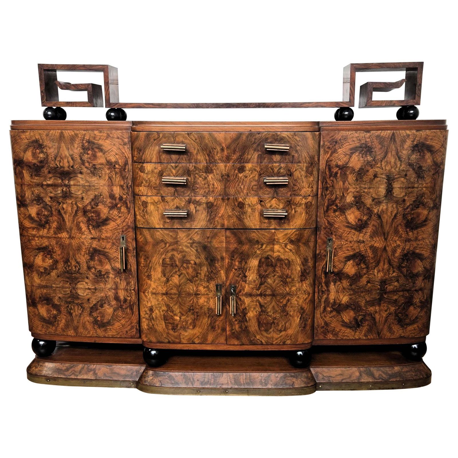 1940s Art Deco Mid Century Italian Walnut Burl Brass Sideboard Buffet Credenza