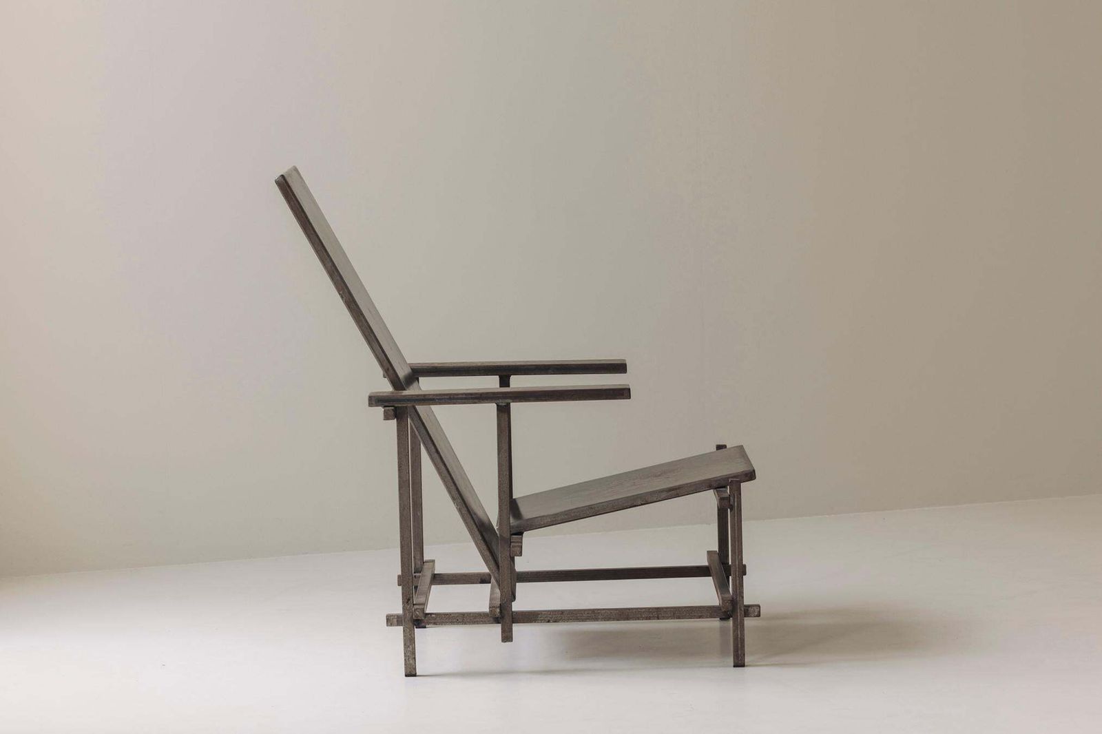 Unconventional Modernist Metal Armchair, In The Manner Of Gerrit Rietveld, 1980s photo Furniture