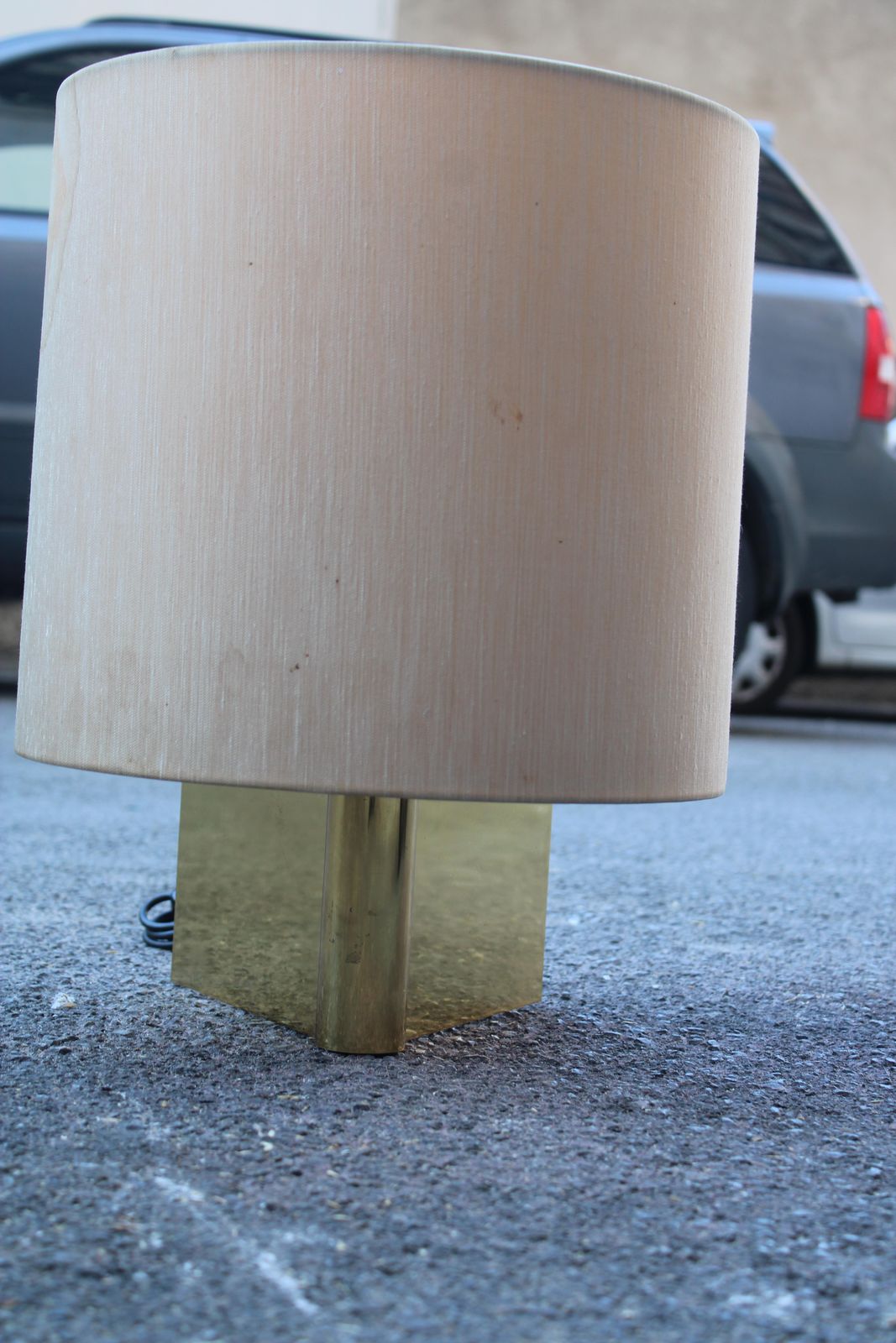 photo for sale Giuliana Gramigna Table Lamp Modern And Minimalist Design 1970 Italy
