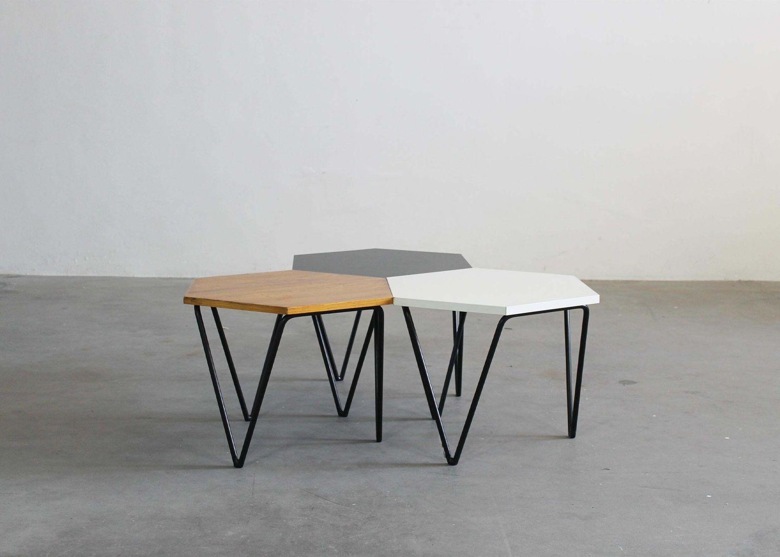 Gio Ponti Set Of Three Hexagonal Coffee Tables In Wood And Metal I.S.A. 1950s photo buy