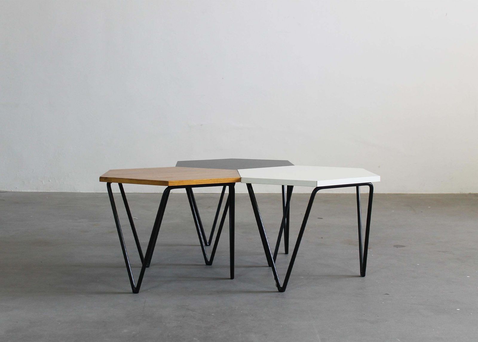 Gio Ponti Set Of Three Hexagonal Coffee Tables In Wood And Metal I.S.A. 1950s photo vintage