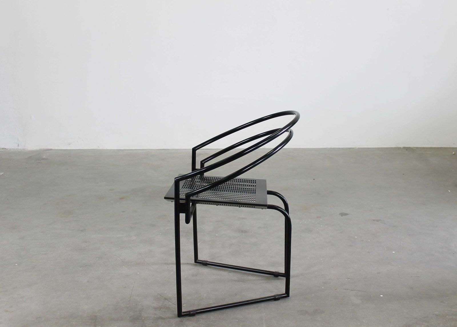 Mario Botta Set Of Six La Tonda Chairs In Black Lacquered Metal By Alias 1980s photo vintage