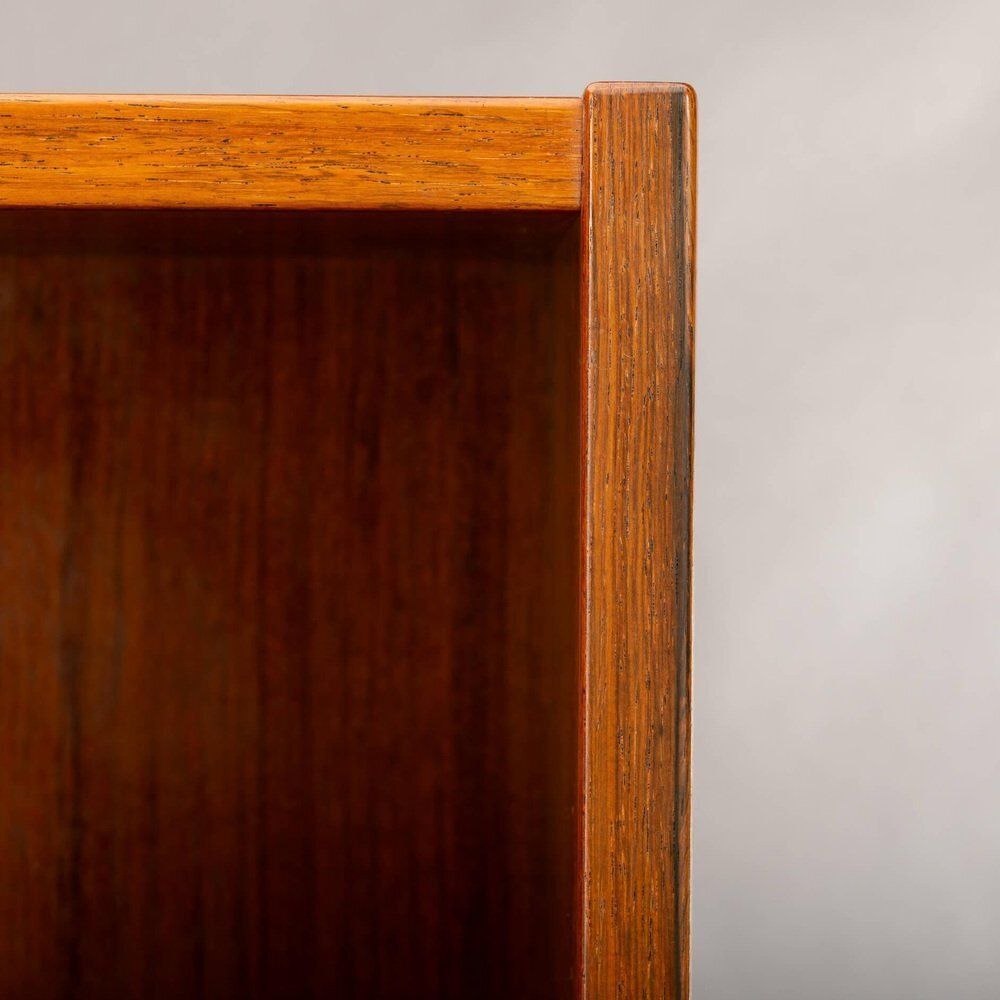 Midcentury Modern Danish Rosewood Bookcase From Hundevad & Co, 1960s photo Furniture