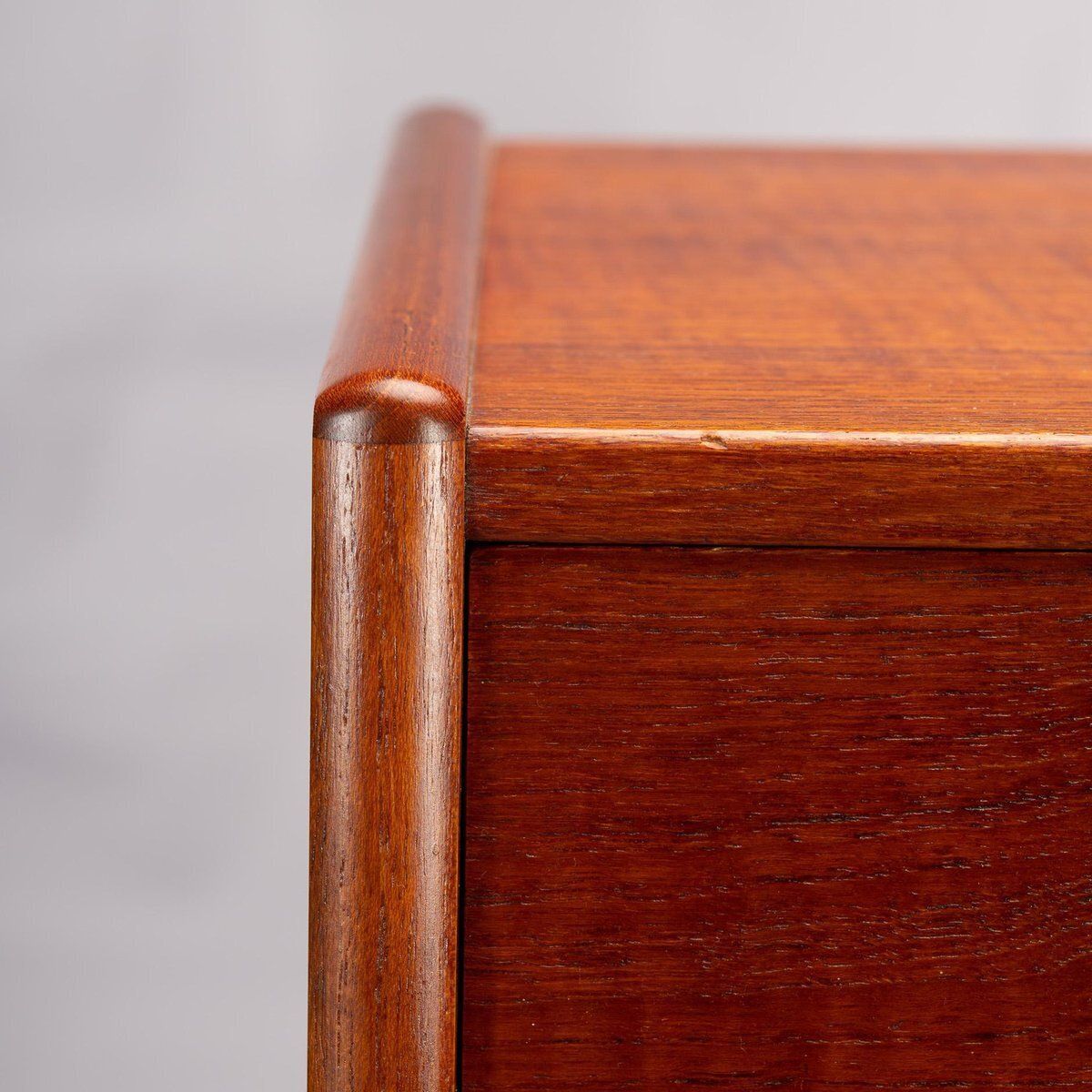 photo vintage Mid Century Modern Secretary Attributed To Poul Volther, 1960s