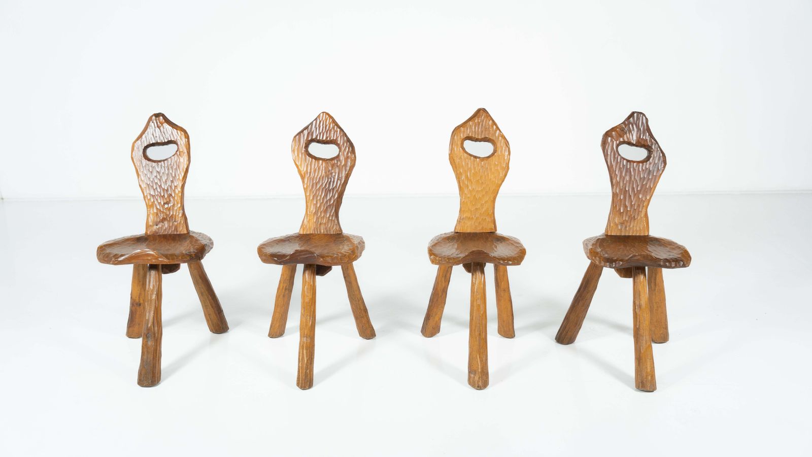 Set Of 4 Wooden Brutalist Chairs, Italy, 1970s photo vinterior