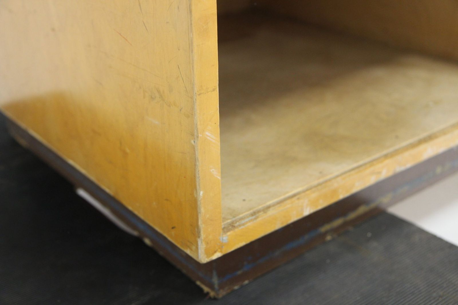 Swedish Trade Counter Furniture, 1940 photo vinterior